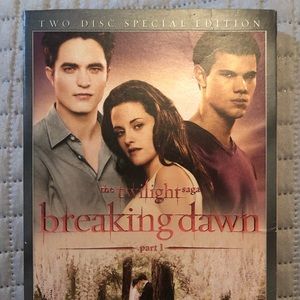 Twilight Breaking Dawn Part 1 DVD 2 Disc Special